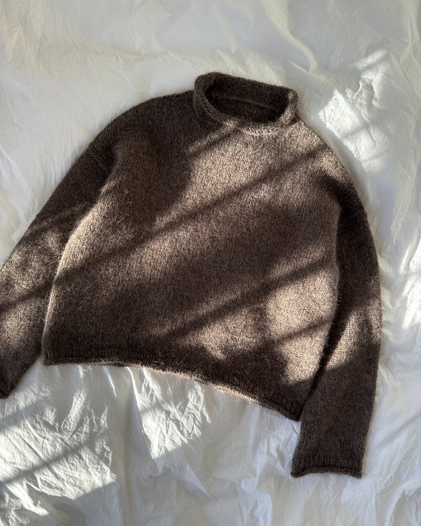 Liggende brun Cloud Sweater