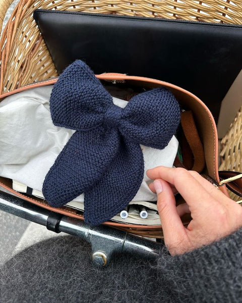 December Bow – PetiteKnit