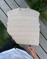 Liggende kitfarvet Ingrid Slipover