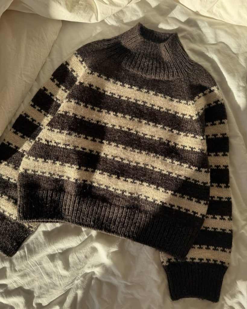 Liggende brun og hvid Key Sweater