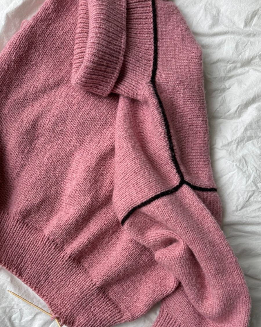 Procesbillede af lyserød Linea Sweater