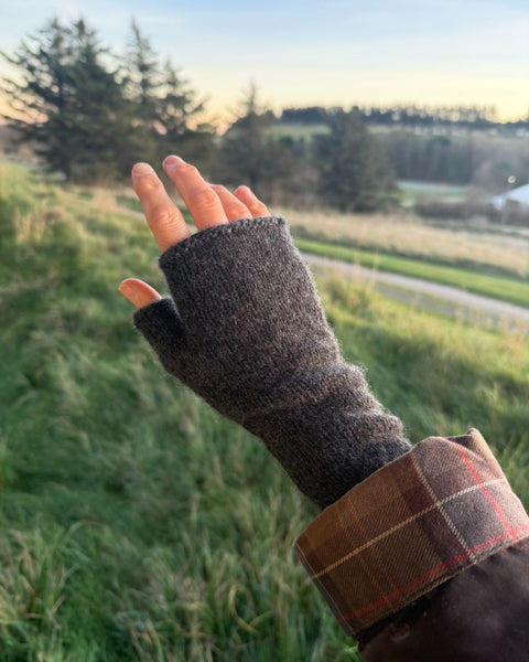 Penny Gloves – PetiteKnit