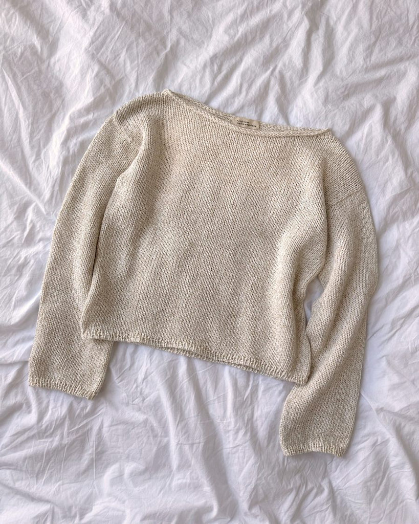 Liggebillede af hvid Sevilla Blouse