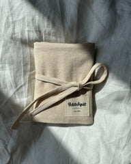 Pindeetui med logo liggende