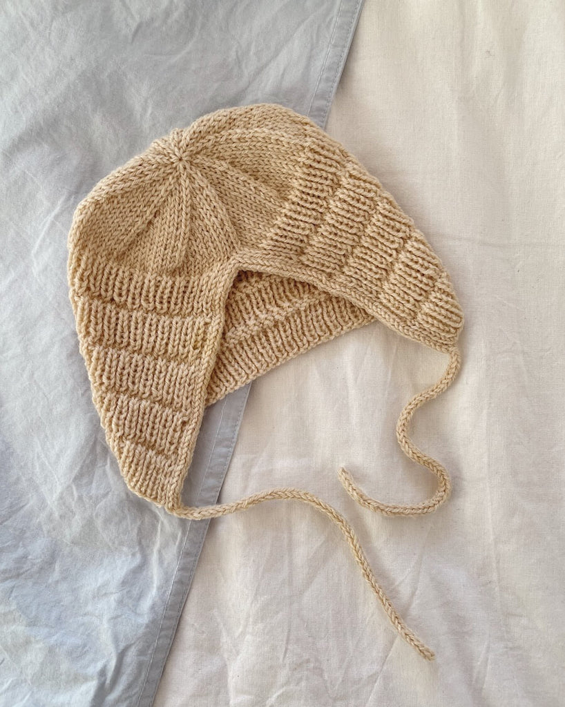 råhvid Ankers Kyse set bagfra