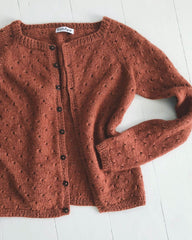 Liggende rød Annas Cardigan – My Size