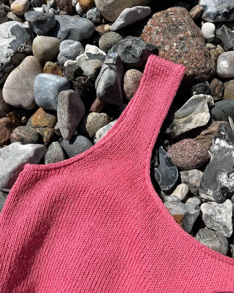 Detaljebillede af pink June Top Light