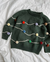Liggebillede af grøn Let's Christmas Sweater