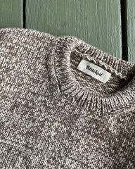 Detaljebillede af lysebrun og hvid Melange Sweater Baby