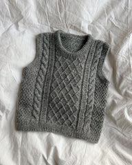 Liggebillede af grå Moby Slipover Baby