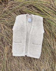 Liggende lysegrå November Vest