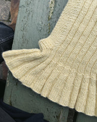 Detaljebillede af gul Sunday Balaclava