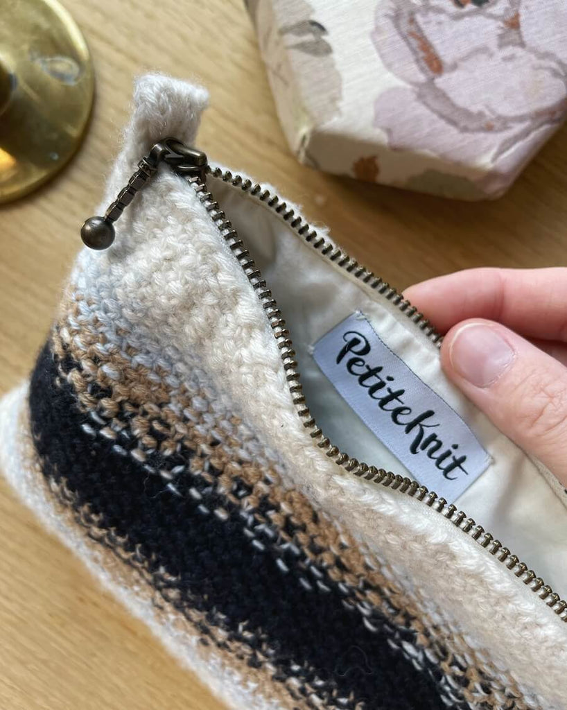 Åben Technicolor Purse i blålige nuancer