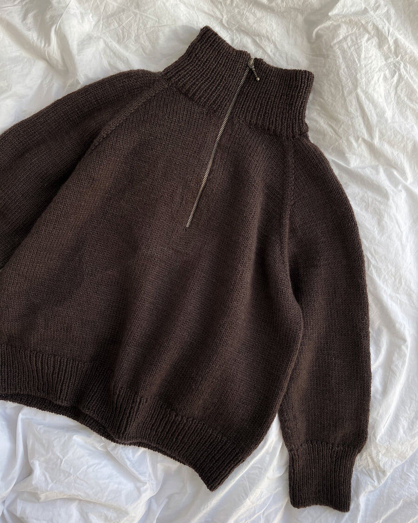 Zipper sweater i brun med lynlås i halsen