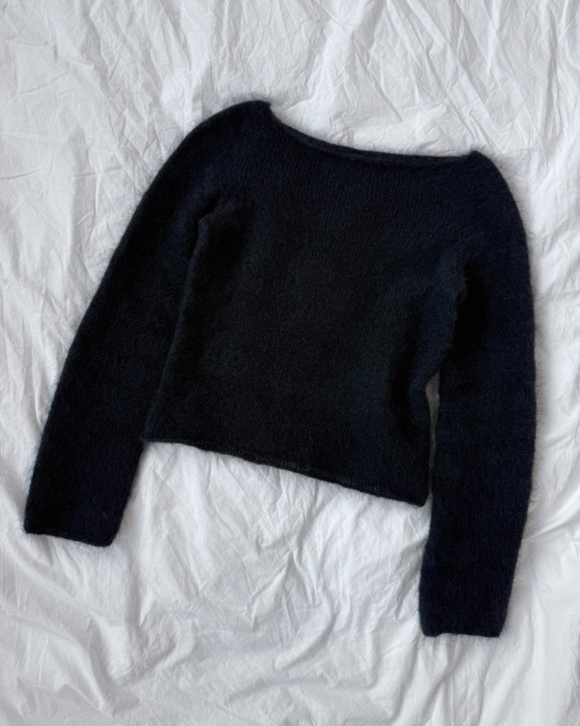 Sort Bea Blouse liggende