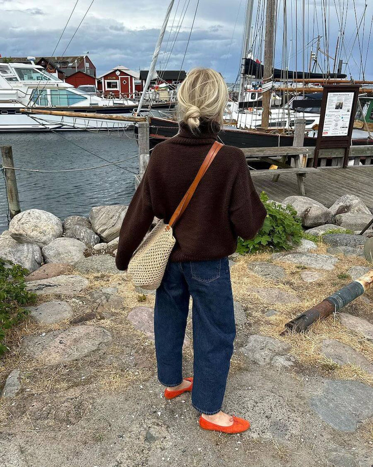 Liggende Kvinde gråbrun Chestnut Sweater
