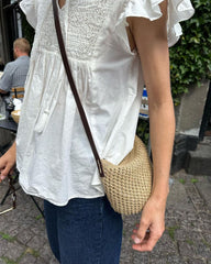 Kvinde med Florence bag 