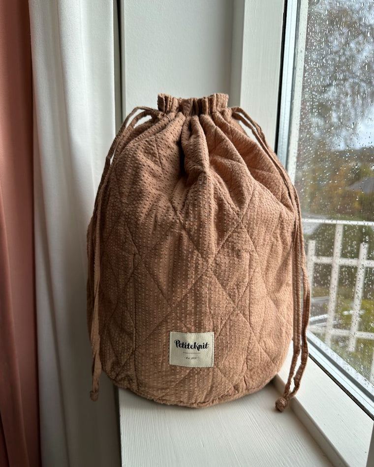 UDENLANDSKE FORHANDLERE - Get Your Knit Together Bag Grand - Praline Seersucker - Wholesale