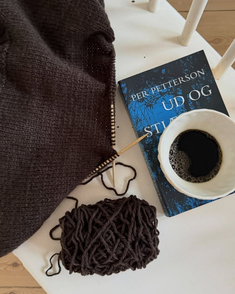 Procesbillede af brun Hannah Sweater O-neck