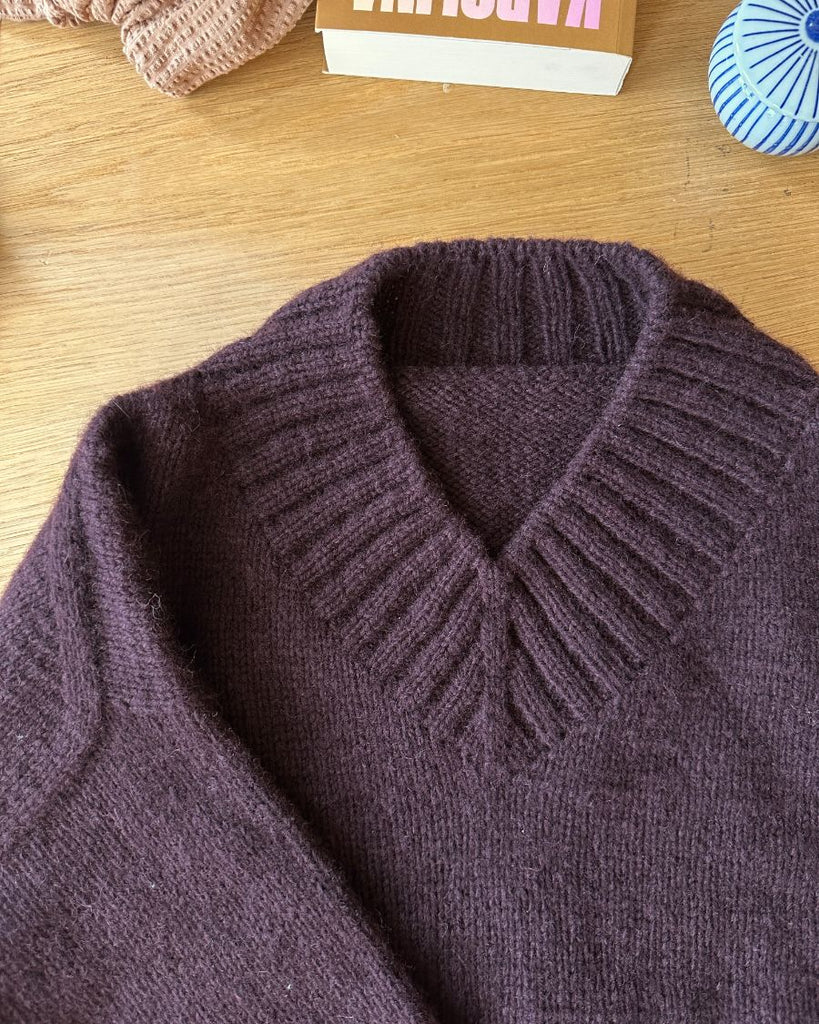 Procesbillede af bordeaux Hannah Sweater V-neck