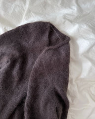 Procesbillede af mørkelilla Ivy Cardigan