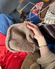 Procesbillede af brun Ivy Sweater