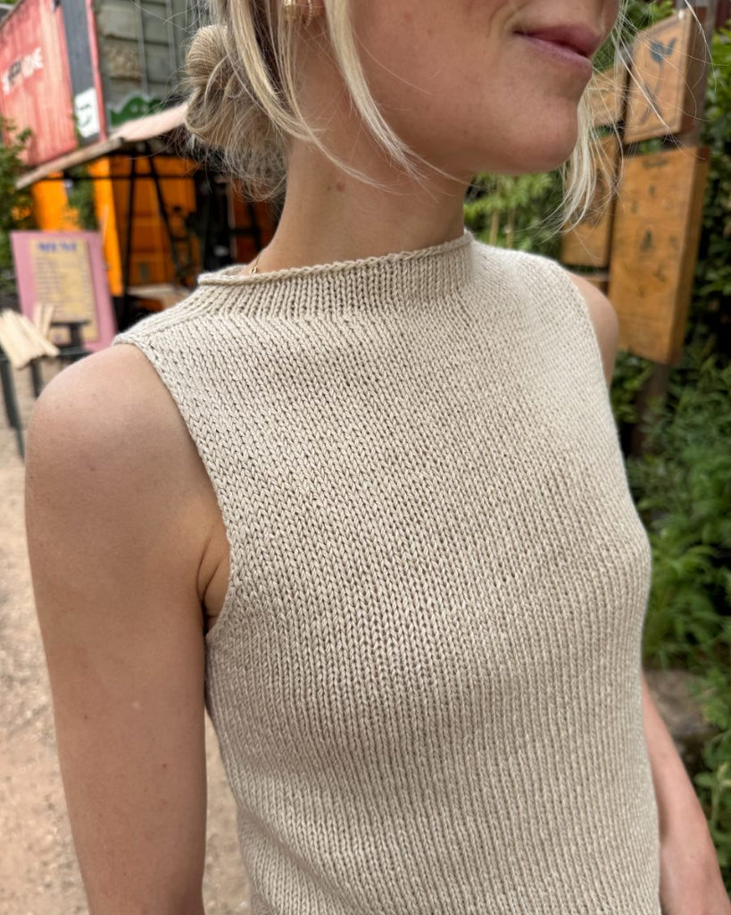 Kvinde med beige Ivy Top