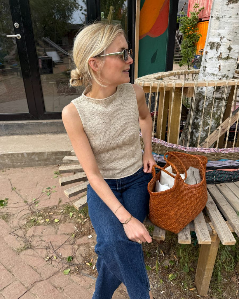 Kvinde med beige Ivy Top