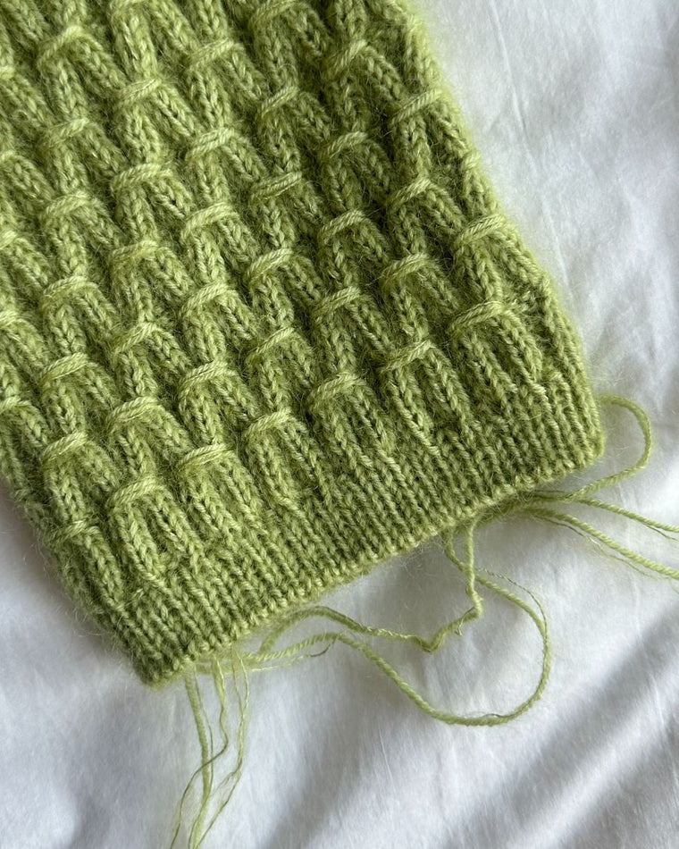 Bunke af smockstrikkede sweatre fra Jenny-serien