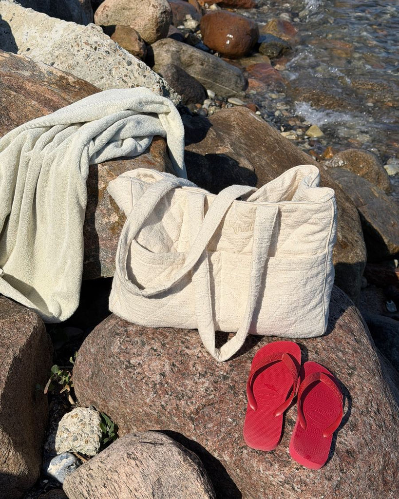 Knitter's Bag på stranden