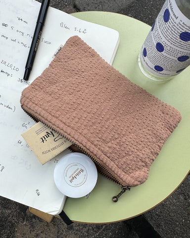 Praline purse med tilbehør fra Petiteknit