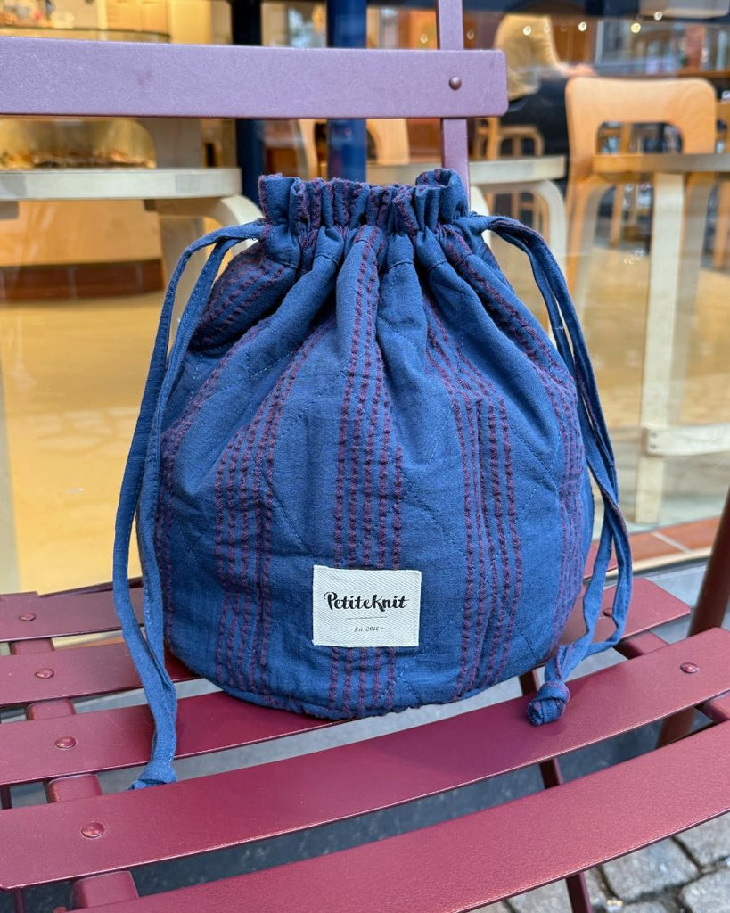 Knitter's Project Bag i farven Night Shadow