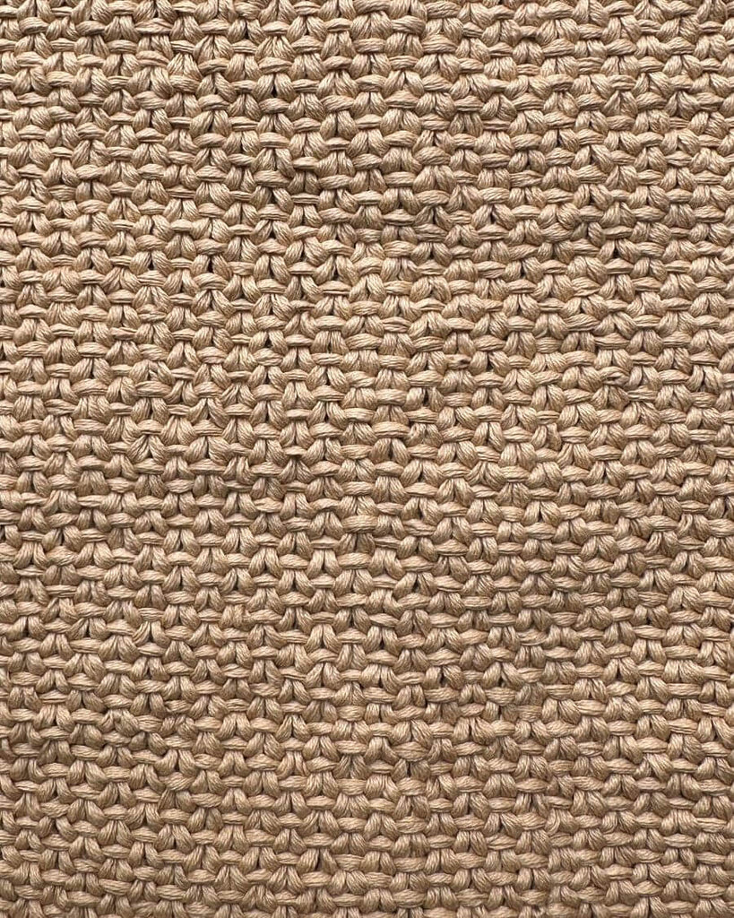 Closeup af naturfarvet Sienna Bag