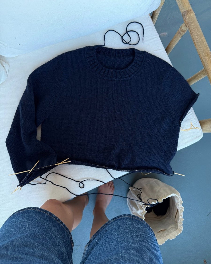Procesbillede af blå Vega Sweater 