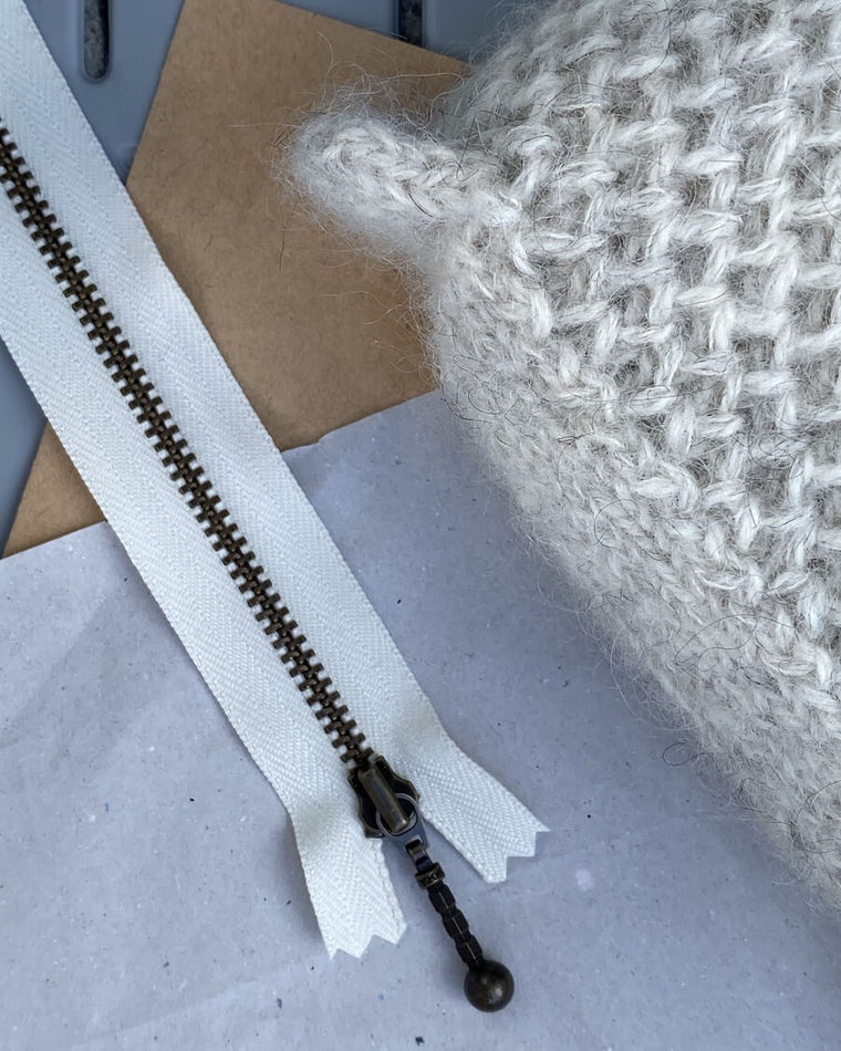 Zipper 17 cm - Mother of pearl - Wholesale