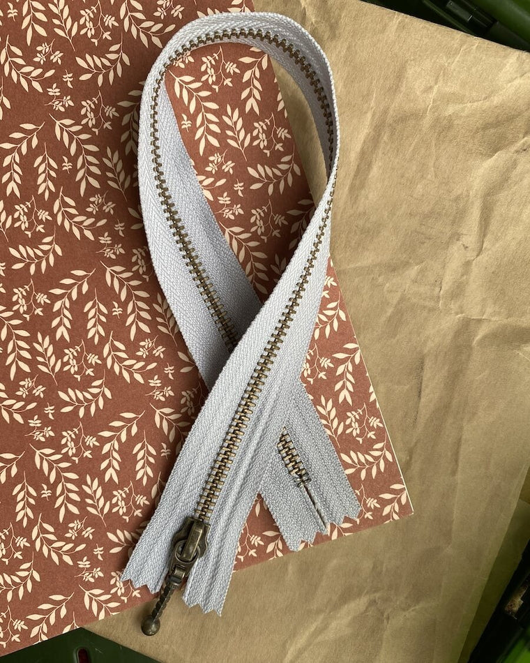 UDENLANDSKE FORHANDLERE Zipper 35 cm - Pigeon grey - Wholesale