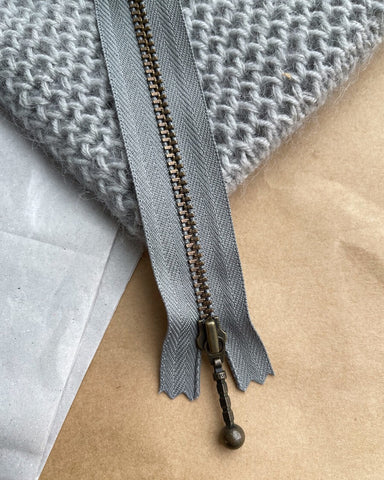 Zipper 14 cm - Flint - Wholesale