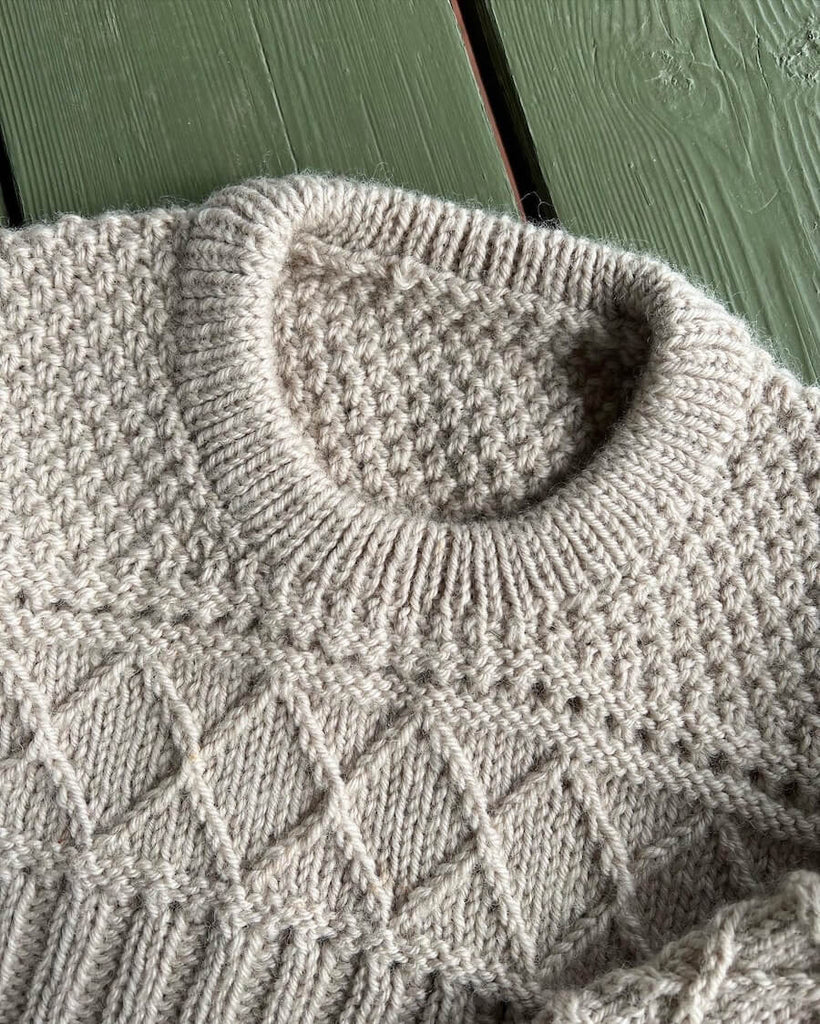 Detaljebillede af grå Ingrid Sweater Junior 