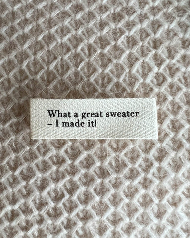 UDENLANDSKE FORHANDLERE "What a great sweater - I made it!" label - small - Wholesale