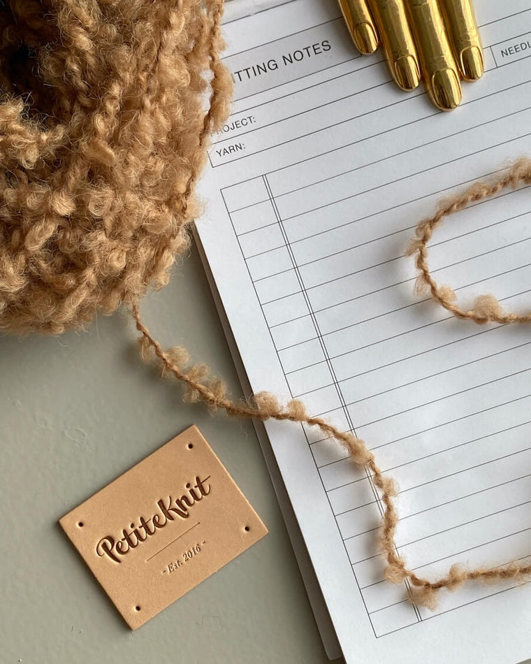 "PetiteKnit"-læderlabel - Forhandlere