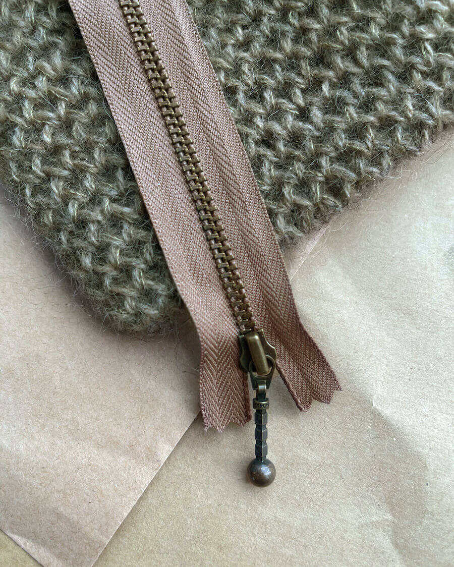Zipper 14 cm - Hazelnut