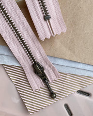 Zipper 35 cm - Powder pink