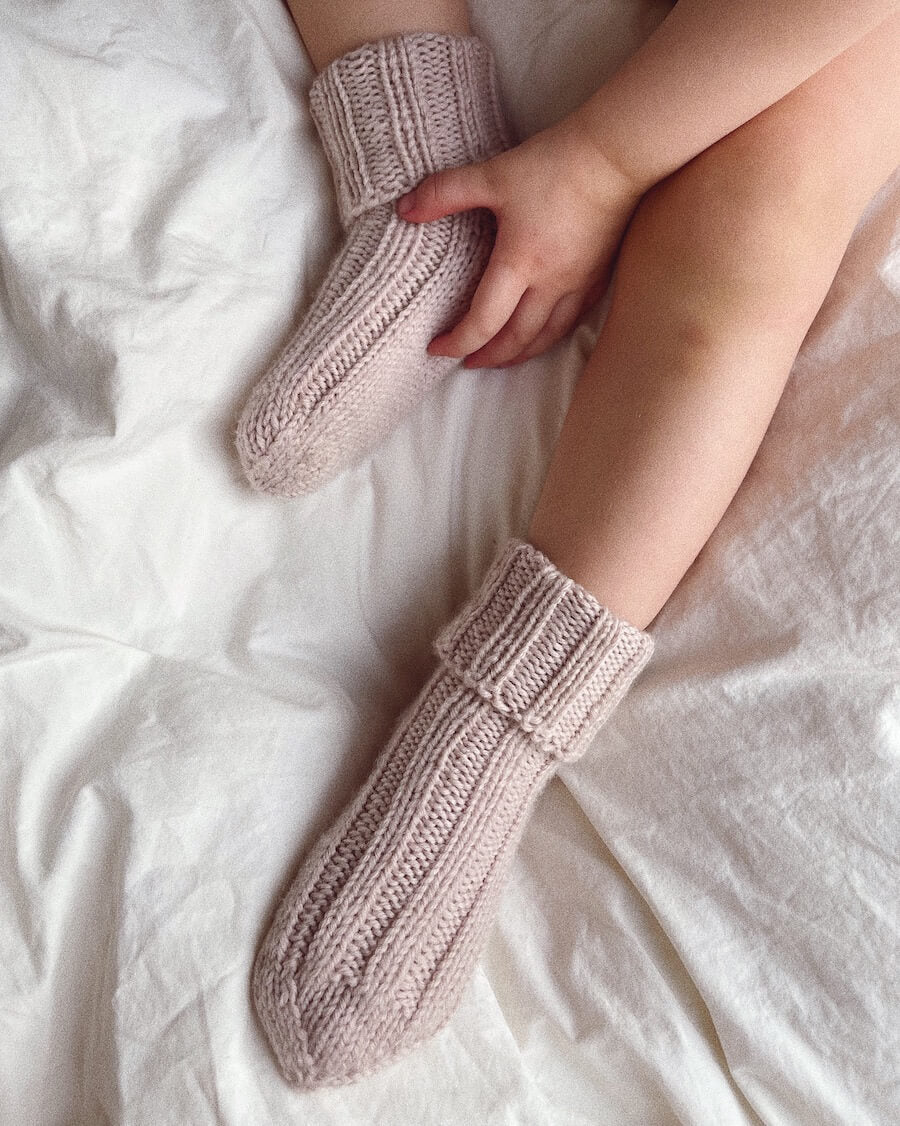 Sunday Socks Junior – PetiteKnit